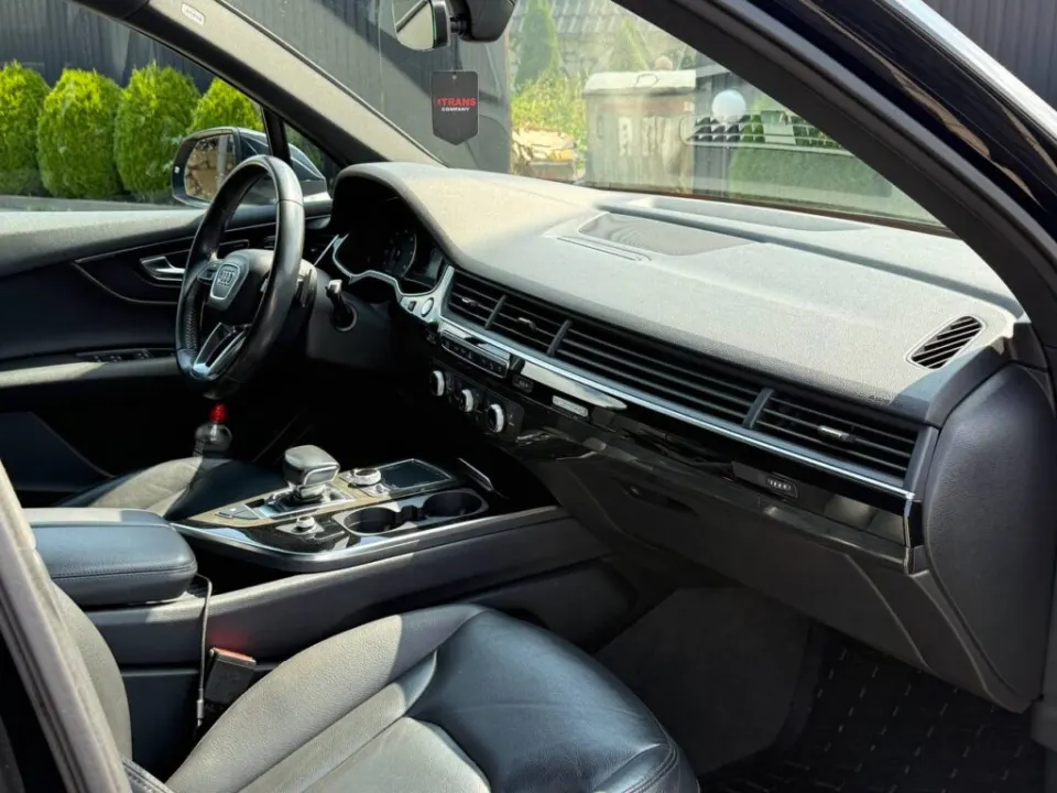 Audi Q7 Quattro 2017 из парка аренды KTRANS