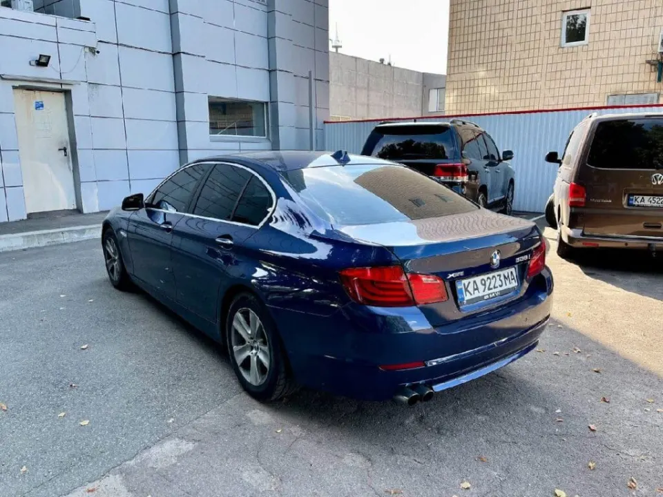 BMW 528i 2012 from the KTRANS rental fleet