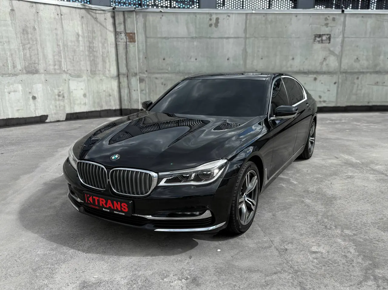 BMW 740d 2016 from the KTRANS rental fleet