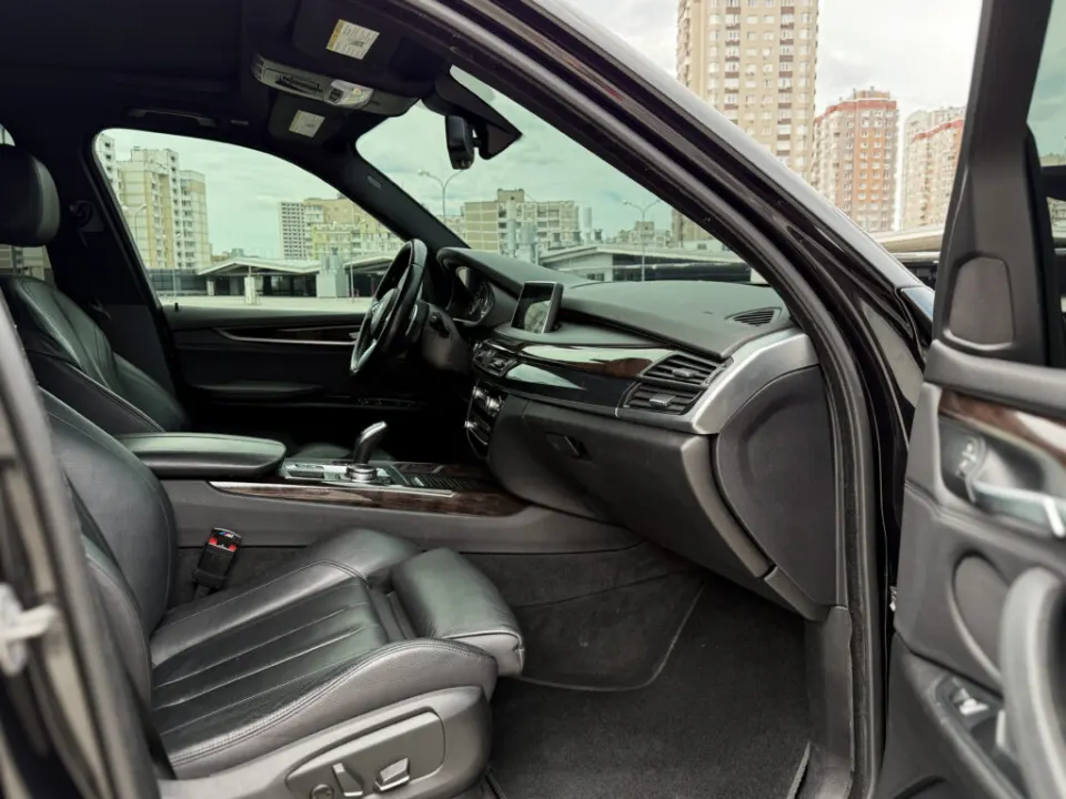 BMW X5 2014 from the KTRANS rental fleet