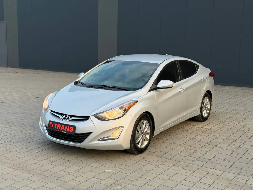 Hyundai Elantra 2015 из парка аренды KTRANS