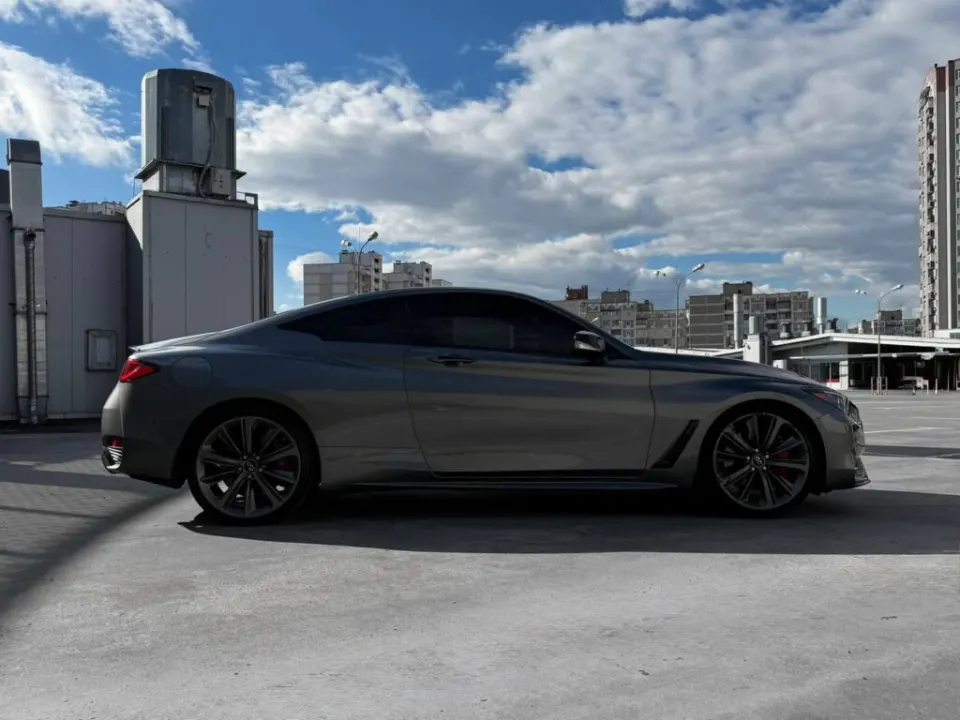 Infiniti Q60 2020 из парка аренды KTRANS