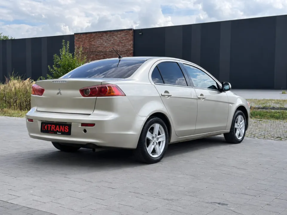Mitsubishi Lancer 10 2008 из парка аренды KTRANS