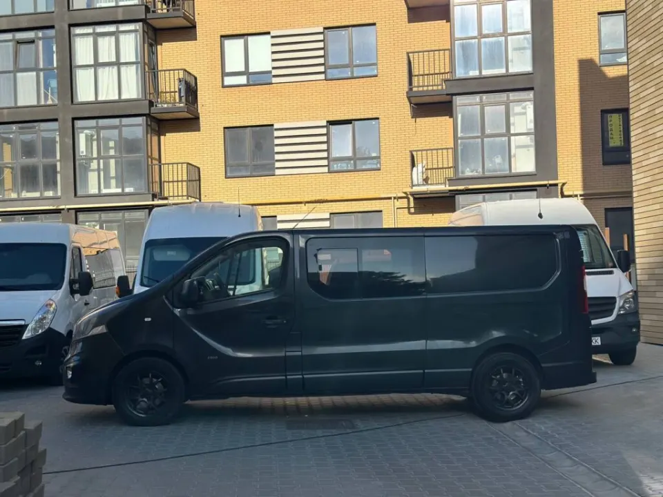 Opel Vivaro 2014 из парка аренды KTRANS