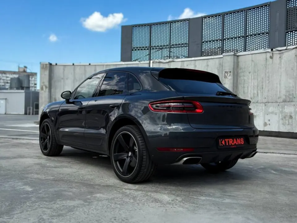 Porsche Macan 2017 from the KTRANS rental fleet