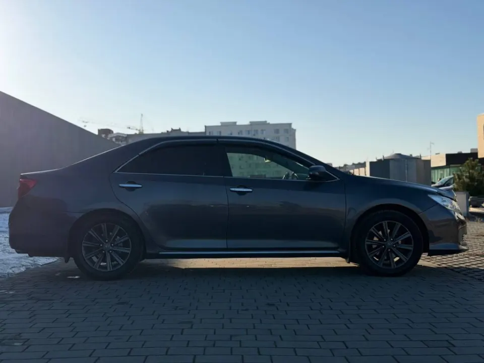 Toyota Camry 50 2012 из парка аренды KTRANS