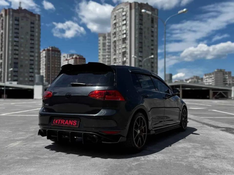Volkswagen Golf GTI 2014 из парка аренды KTRANS