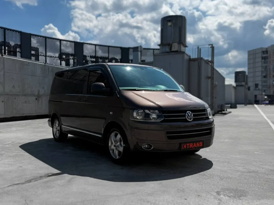 Volkswagen Multivan 2010 из парка аренды KTRANS