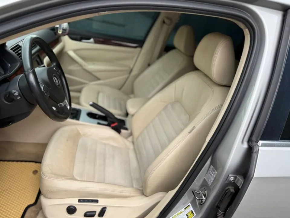 Volkswagen Passat 2014 из парка аренды KTRANS