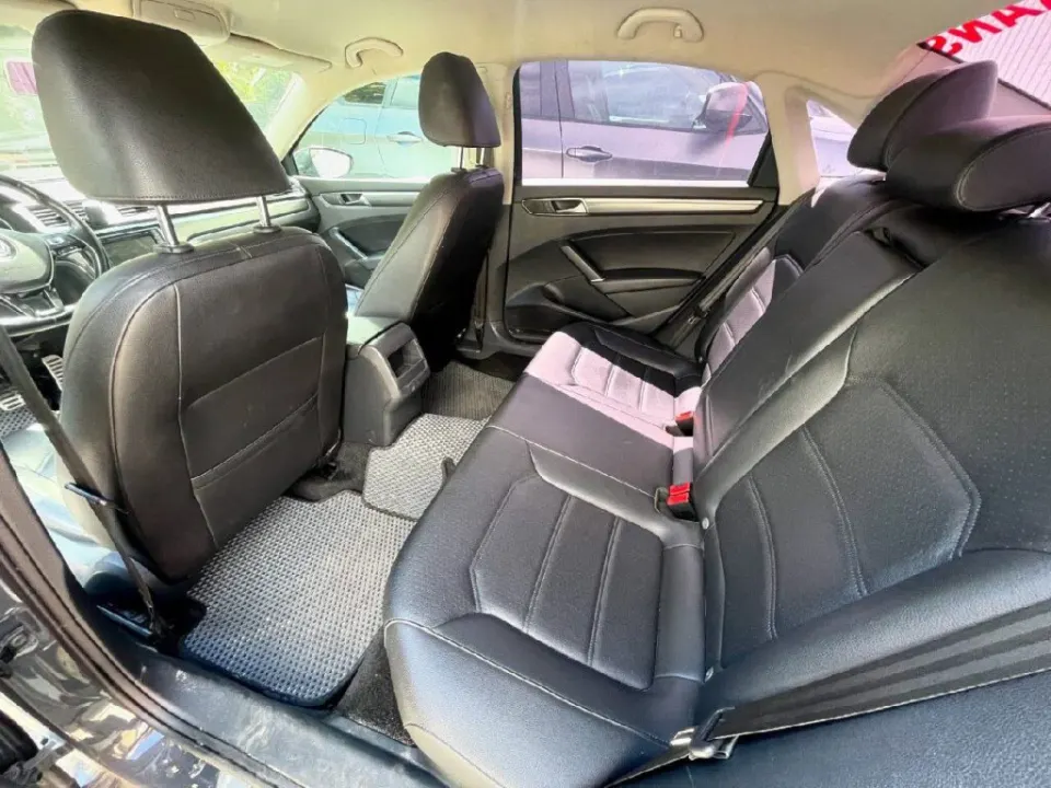 Volkswagen Passat 2016 из парка аренды KTRANS