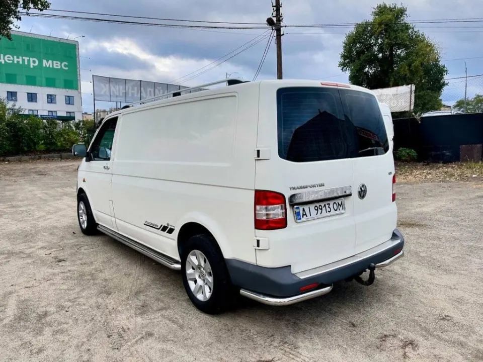 Volkswagen Transporter T5 from the KTRANS rental fleet