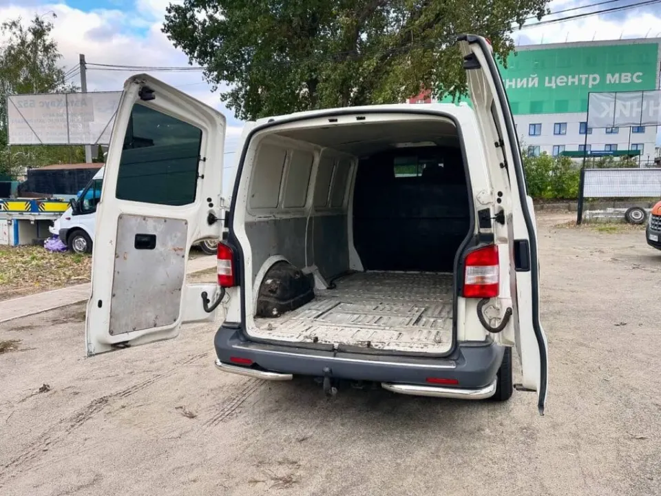 Volkswagen Transporter T5 from the KTRANS rental fleet
